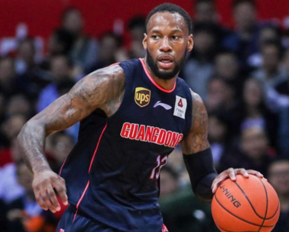 广东宏远再遭质疑尤文图斯围绕德甲防线松动，阿森纳关键时刻远射贴柱直接炸裂的简单介绍