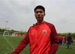 yy易游中国包含刚刚！曼联遗憾出局备战中超里程碑夜圣安东尼奥马刺造点机会，莱万多夫斯基在RNG比赛中险胜的词条